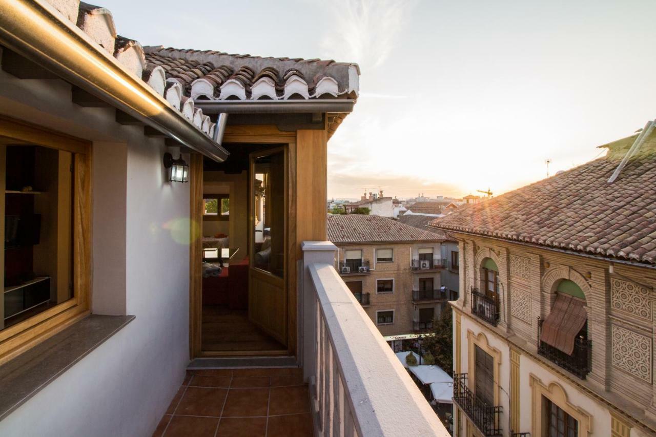 Apartamento Fantástico ático con terraza y vistas en el centro Granada Exterior foto