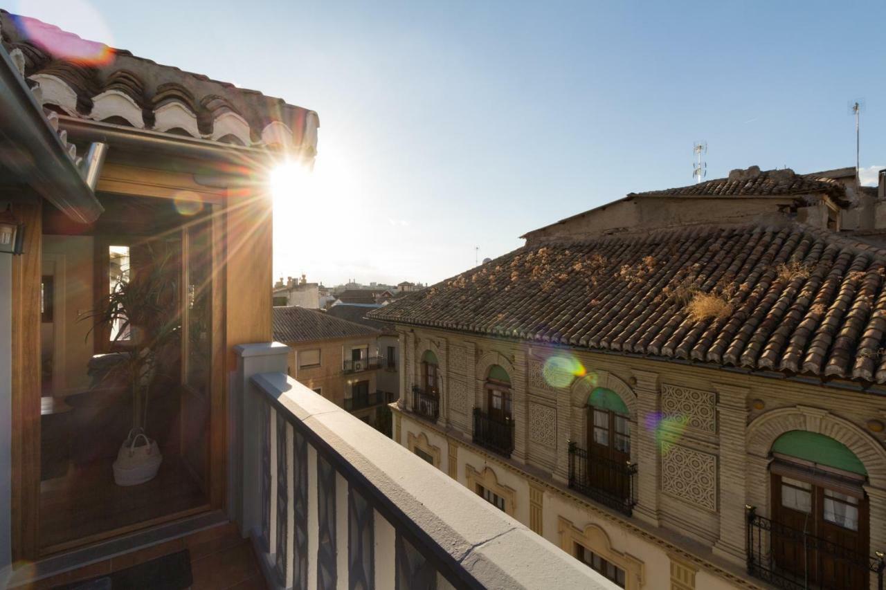 Apartamento Fantástico ático con terraza y vistas en el centro Granada Exterior foto