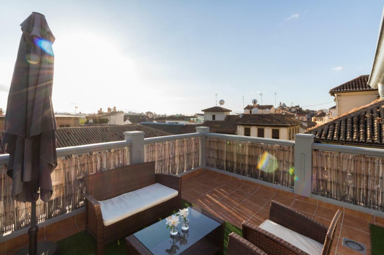 Apartamento Fantástico ático con terraza y vistas en el centro Granada Exterior foto