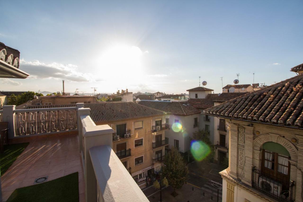 Apartamento Fantástico ático con terraza y vistas en el centro Granada Exterior foto