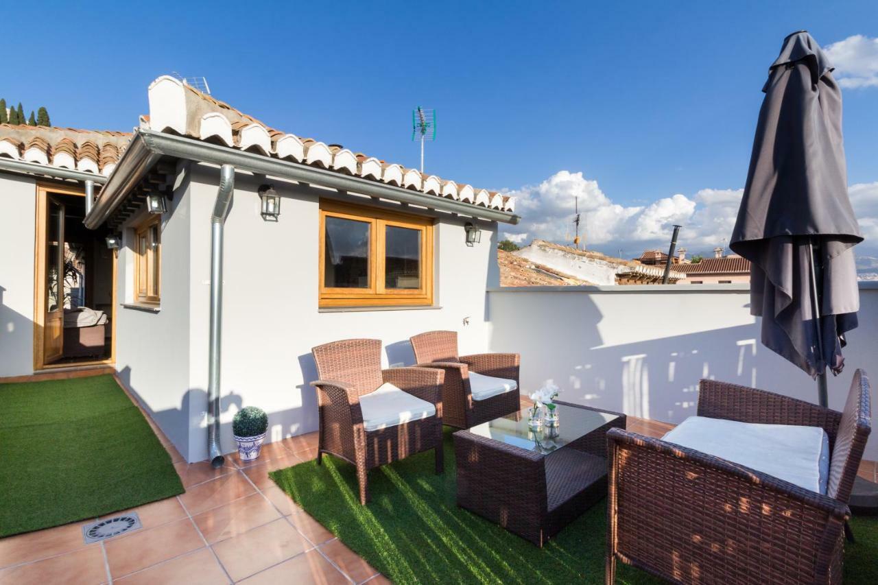Apartamento Fantástico ático con terraza y vistas en el centro Granada Exterior foto